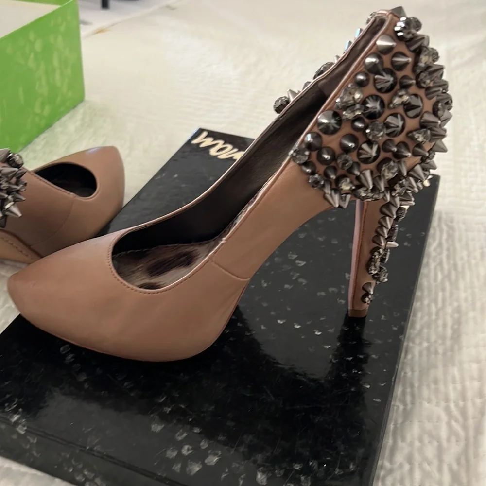 Sam Edelman nude spiked shoes - Picture 13 of 15